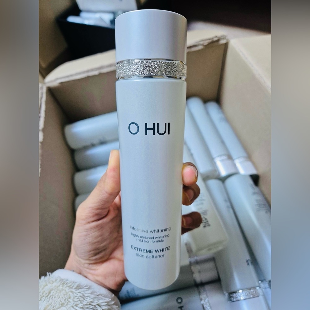 OHUI Extreme White Skin Softener 150ml O HUI. New Without Boxes